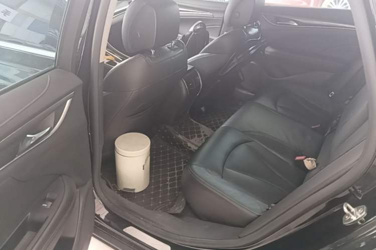 Used Buick LaCrosse 2018 20T Elite Edition Left Rear Seat