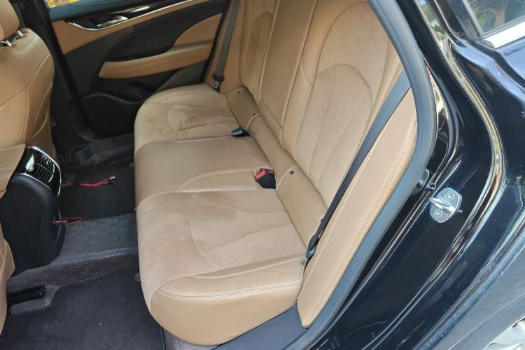 Used Buick LaCrosse 2018 28T Elite Edition Left Rear Seat