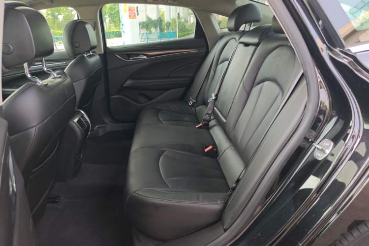Used Buick LaCrosse 2018 20T Elite Edition Left Rear Seat