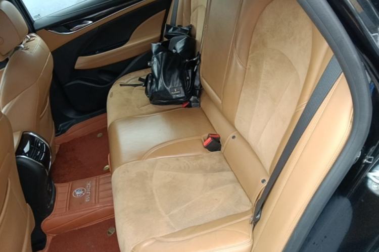 Used Buick LaCrosse 2018 28T Elite Edition Left Rear Seat