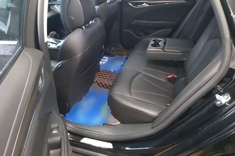 Used Buick LaCrosse 2018 20T Elite Edition Left Rear Seat