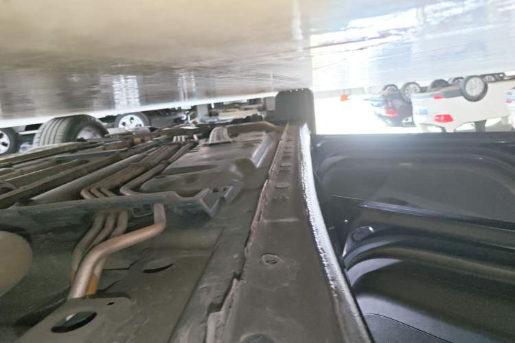 Used Buick LaCrosse 2018 30H Elite Edition Left Side Sill