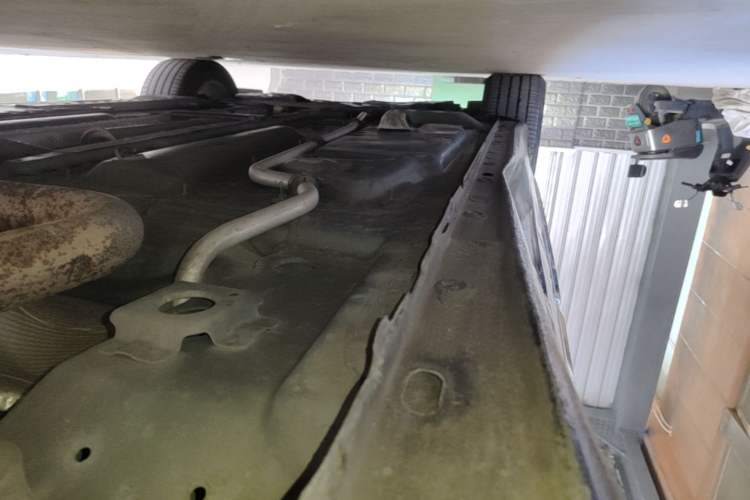 Used Buick LaCrosse 2018 20T Elite Edition Left Side Sill