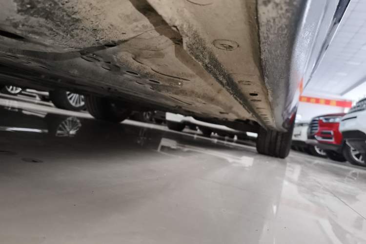 Used Buick LaCrosse 2018 20T Luxury Model Left Side Sill