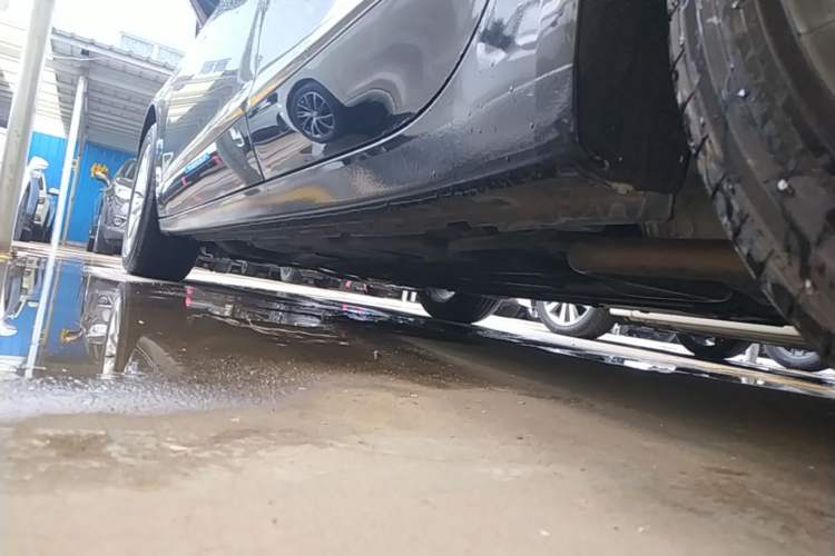 Used Buick LaCrosse 2018 20T Elite Edition Left Side Sill