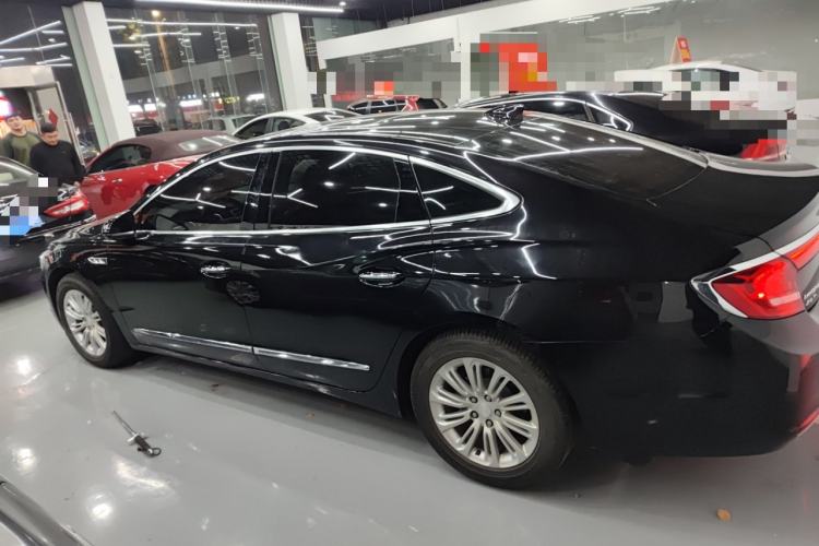 Used Buick LaCrosse 2018 20T Elite Edition Left Side