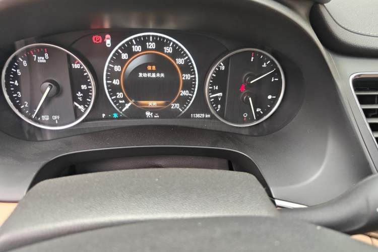 Used Buick LaCrosse 2018 28T Luxury Model Odometer Close Up