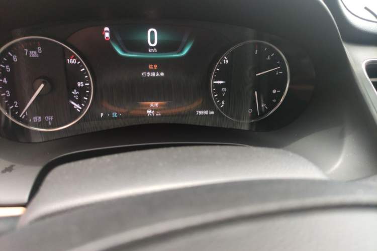 Used Buick LaCrosse 2018 20T Luxury Model Odometer Close Up