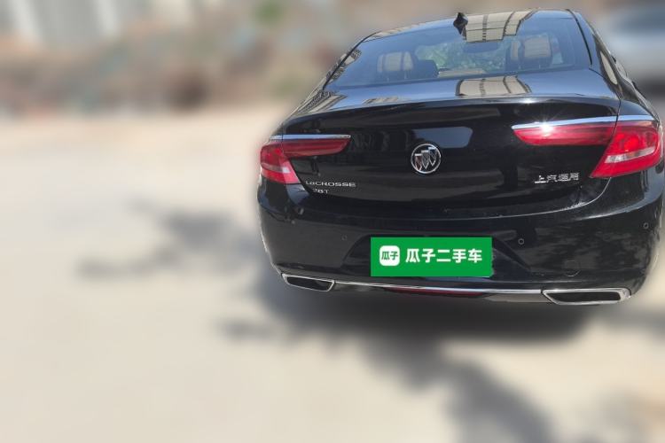 Used Buick LaCrosse 2018 28T Elite Edition Rear