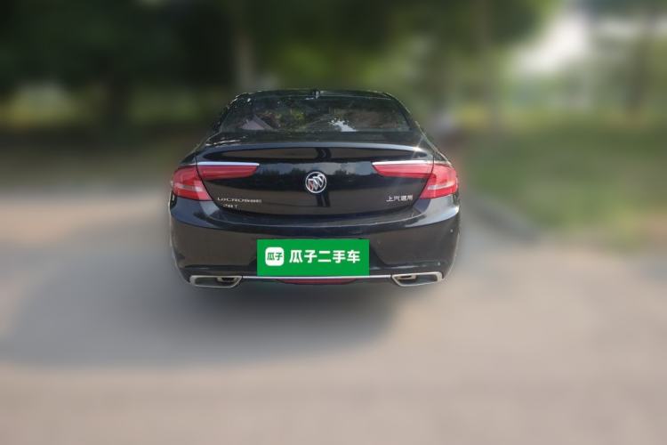 Used Buick LaCrosse 2018 28T Luxury Model Rear
