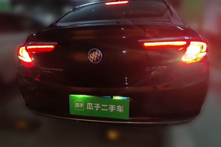 Used Buick LaCrosse 2018 30H Luxury Edition Rear