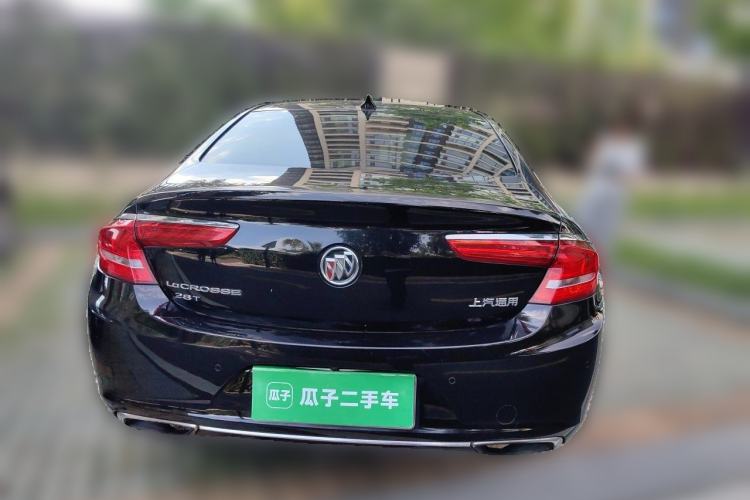 Used Buick LaCrosse 2018 28T Elite Edition Rear