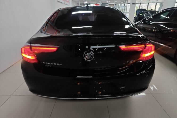 Used Buick LaCrosse 2018 20T Luxury Model Rear