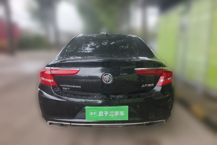 Used Buick LaCrosse 2018 28T Elite Edition Rear