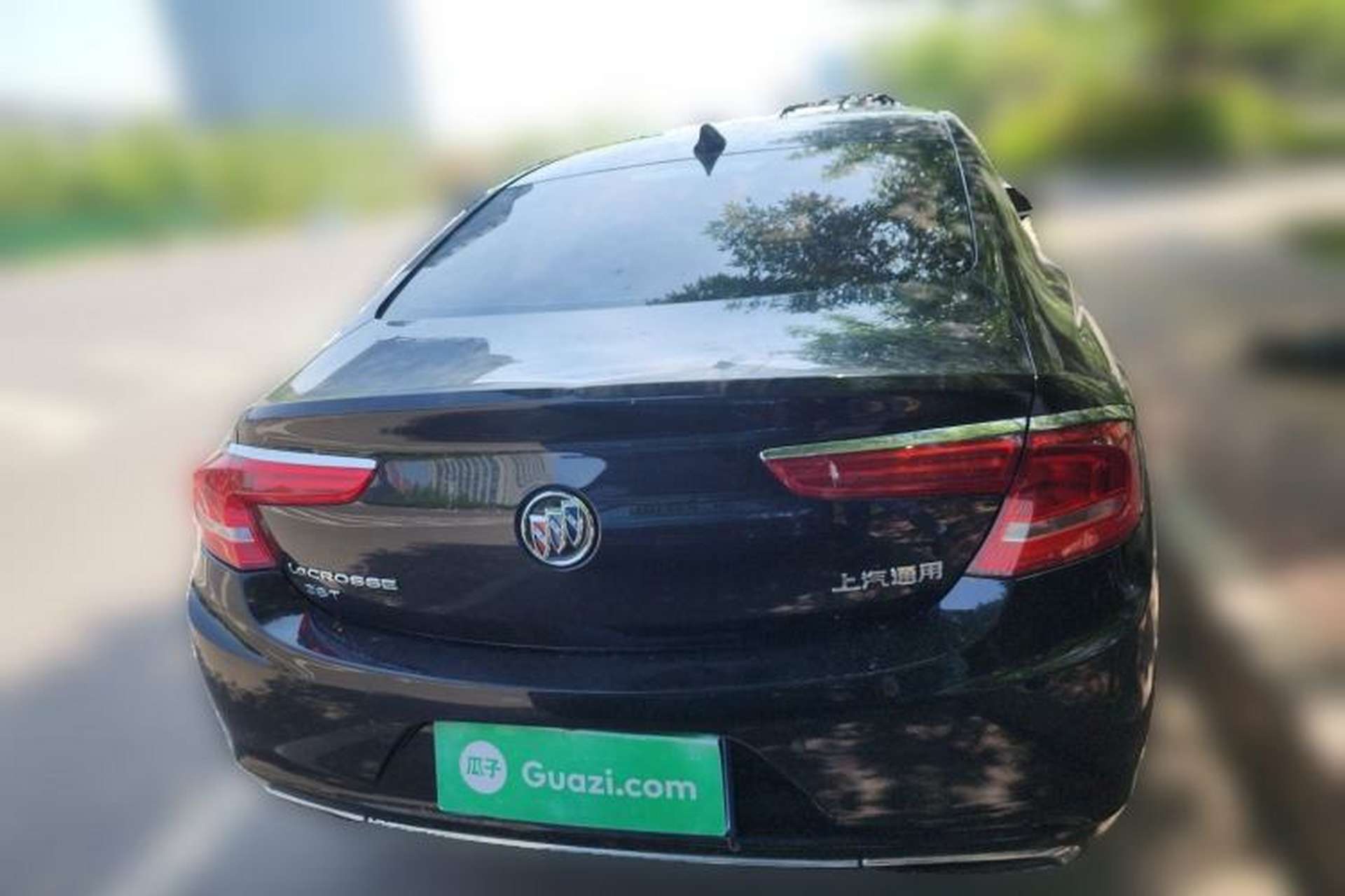 Used Buick LaCrosse 2018 28T Elite Edition Rear