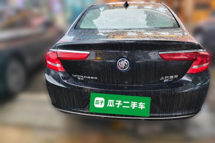 Used Buick LaCrosse 2018 30H Elite Edition Rear