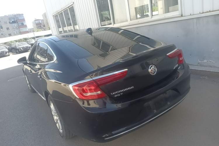 Used Buick LaCrosse 2018 20T Elite Edition Rear Left 45 Deg