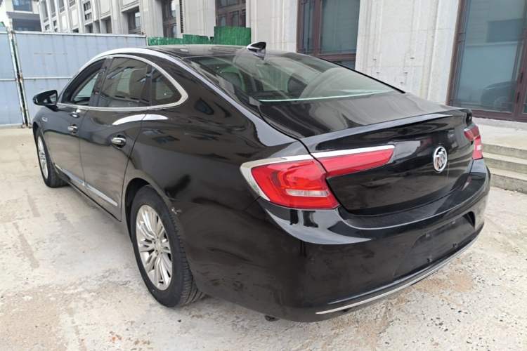 Used Buick LaCrosse 2018 20T Elite Edition Rear Left 45 Deg
