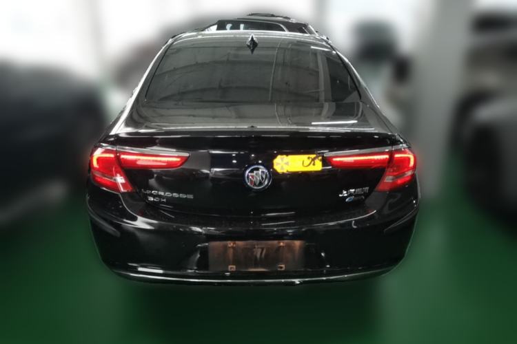 Used Buick LaCrosse 2018 30H Elite Edition Rear