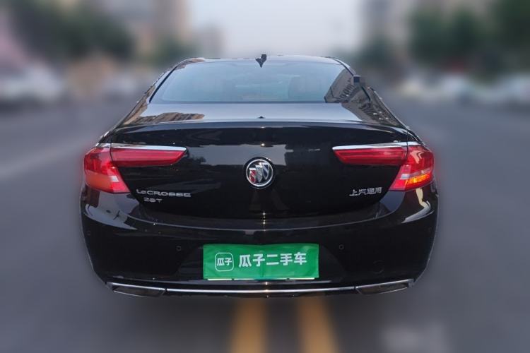 Used Buick LaCrosse 2018 28T Elite Edition Rear