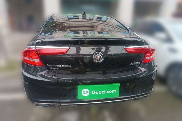 Used Buick LaCrosse 2018 28T Elite Edition Rear