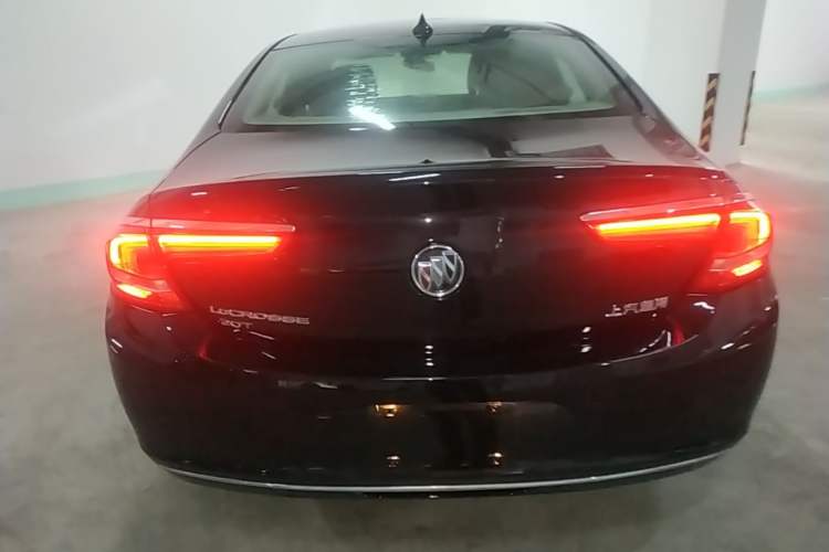 Used Buick LaCrosse 2018 20T Leading Model Rear