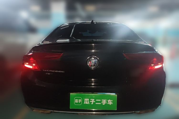 Used Buick LaCrosse 2018 28T Luxury Model Rear