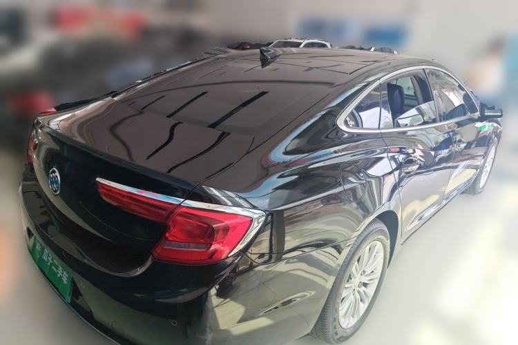 Used Buick LaCrosse 2018 20T Elite Edition Rear Right 45 Deg
