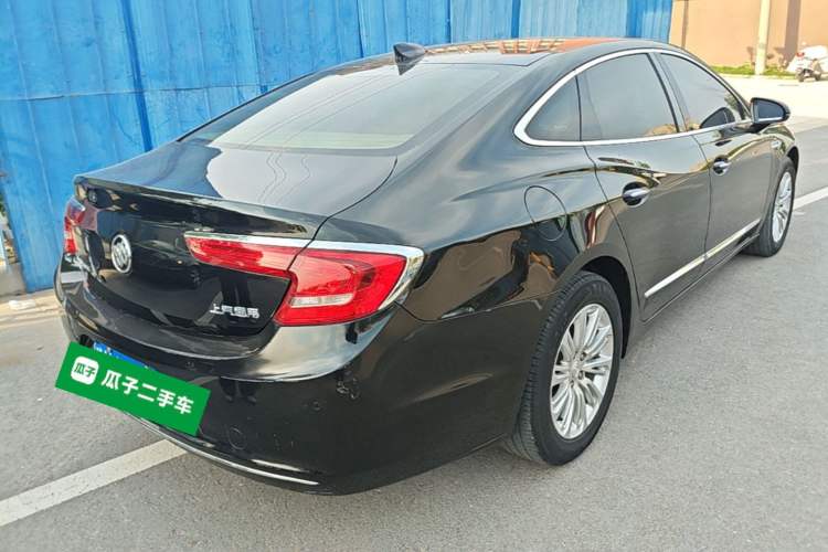 Used Buick LaCrosse 2018 20T Elite Edition Rear Right 45 Deg