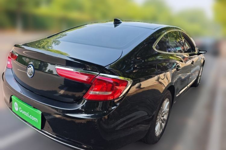 Used Buick LaCrosse 2018 30H Elite Edition Rear Right 45 Deg