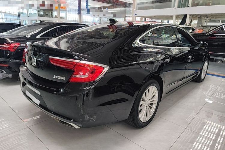 Used Buick LaCrosse 2018 28T Elite Edition Rear Right 45 Deg