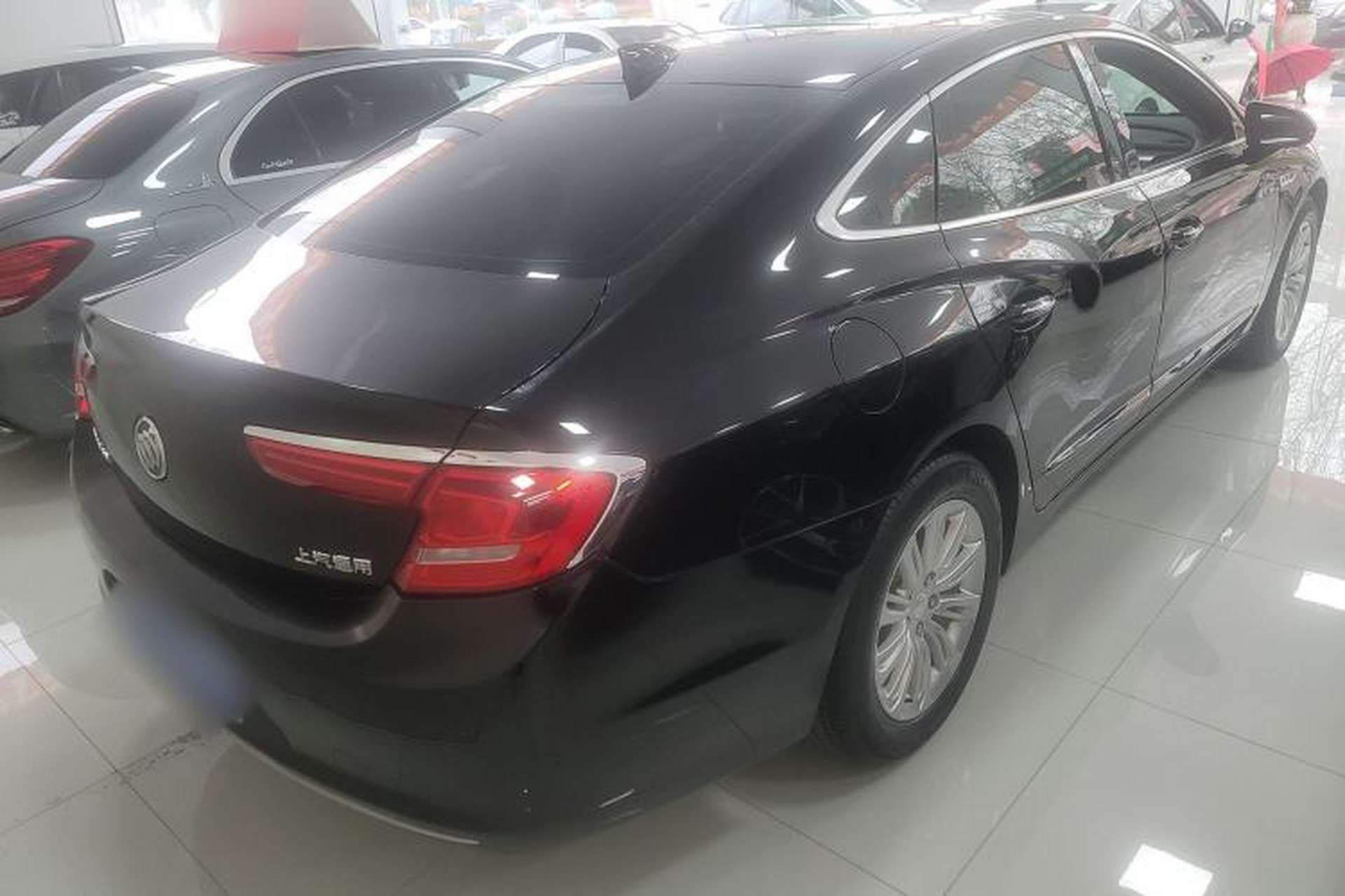 Used Buick LaCrosse 2018 20T Elite Edition Rear Right 45 Deg