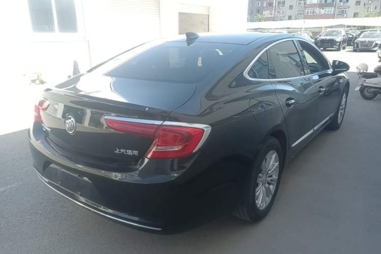 Used Buick LaCrosse 2018 20T Elite Edition Rear Right 45 Deg