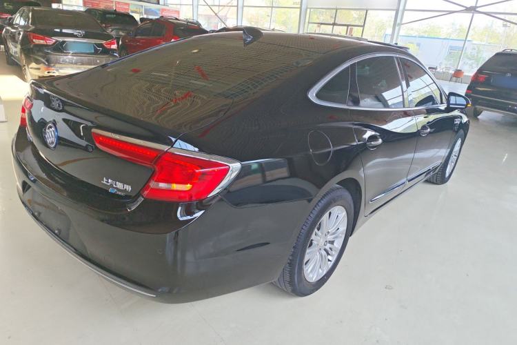 Used Buick LaCrosse 2018 30H Elite Edition Rear Right 45 Deg
