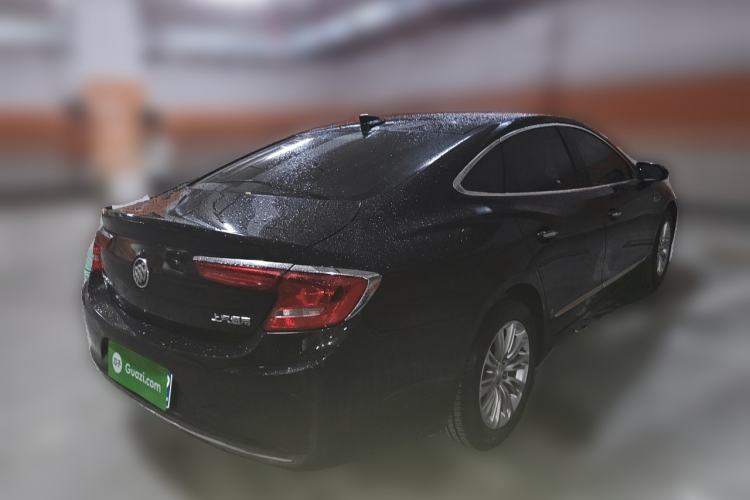 Used Buick LaCrosse 2018 20T Elite Edition Rear Right 45 Deg