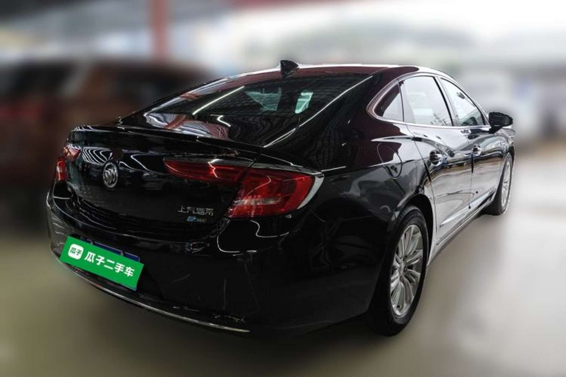Used Buick LaCrosse 2018 30H Elite Edition Rear Right 45 Deg