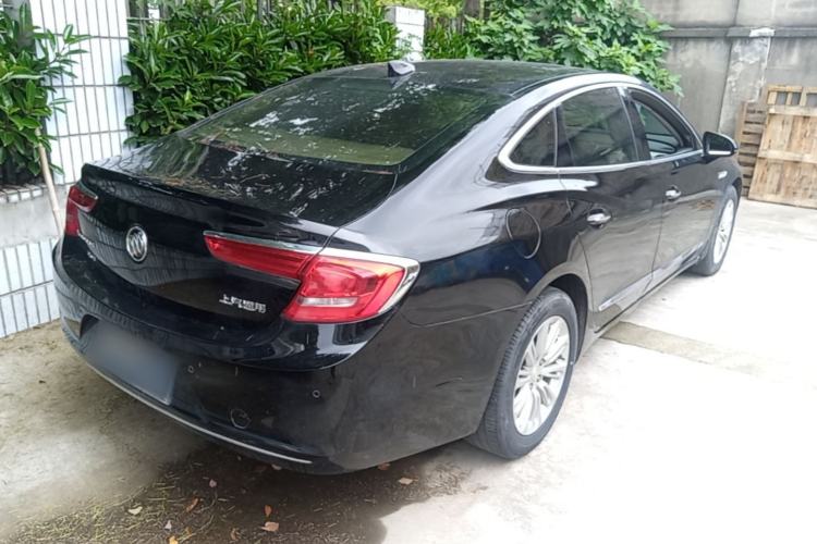 Used Buick LaCrosse 2018 20T Elite Edition Rear Right 45 Deg