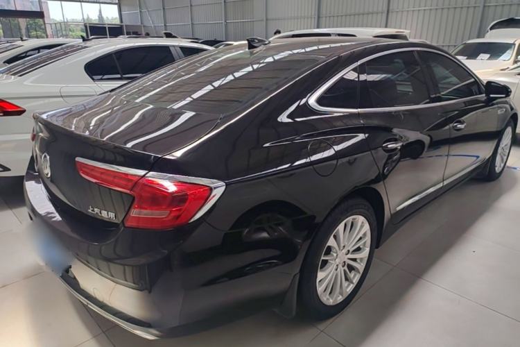 Used Buick LaCrosse 2018 28T Elite Edition Rear Right 45 Deg