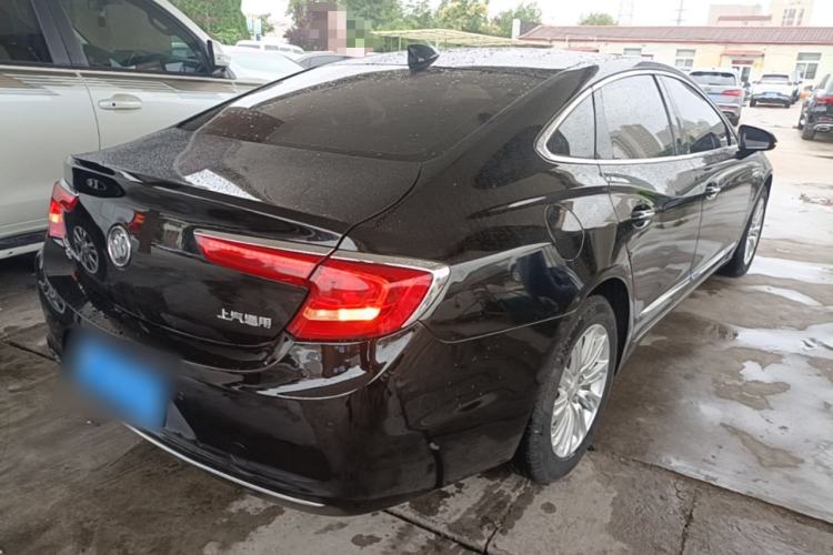 Used Buick LaCrosse 2018 20T Elite Edition Rear Right 45 Deg
