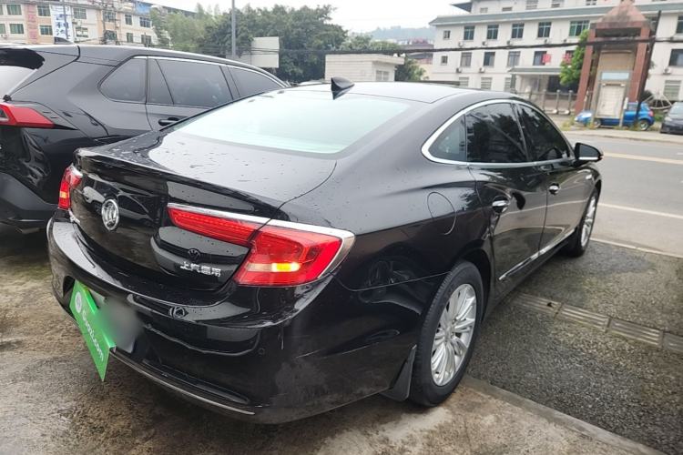 Used Buick LaCrosse 2018 20T Elite Edition Rear Right 45 Deg
