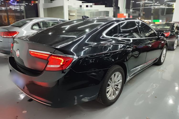 Used Buick LaCrosse 2018 20T Elite Edition Rear Right 45 Deg