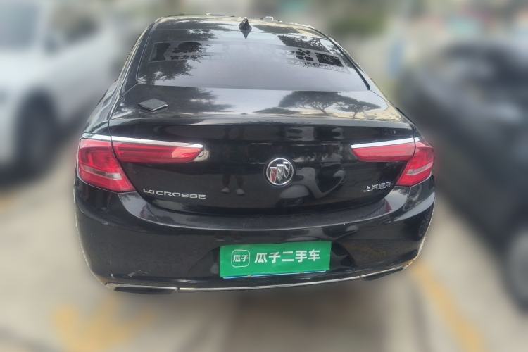 Used Buick LaCrosse 2018 28T Elite Edition Rear