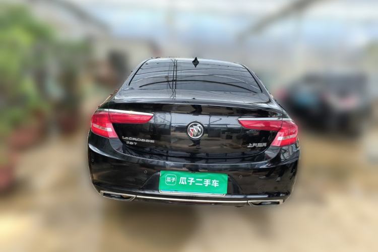 Used Buick LaCrosse 2018 28T Luxury Model Rear