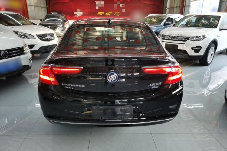 Used Buick LaCrosse 2018 30H Elite Edition Rear