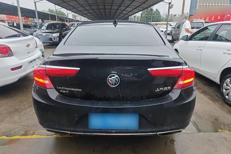 Used Buick LaCrosse 2018 28T Elite Edition Rear