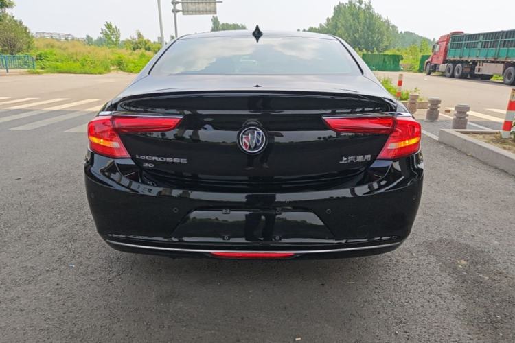 Used Buick LaCrosse 2018 20T Elite Edition Rear