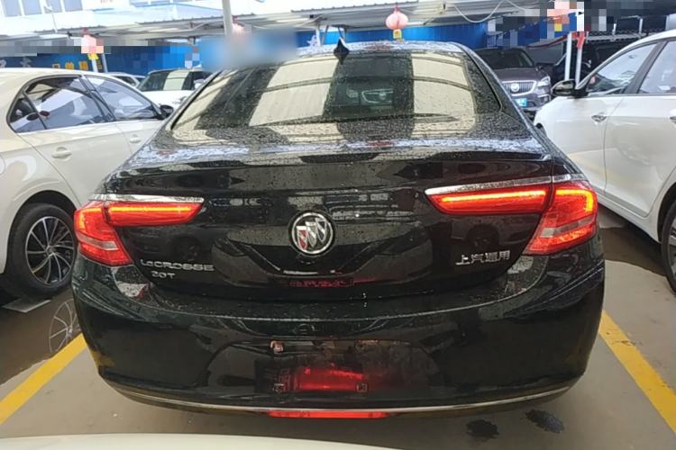 Used Buick LaCrosse 2018 20T Elite Edition Rear