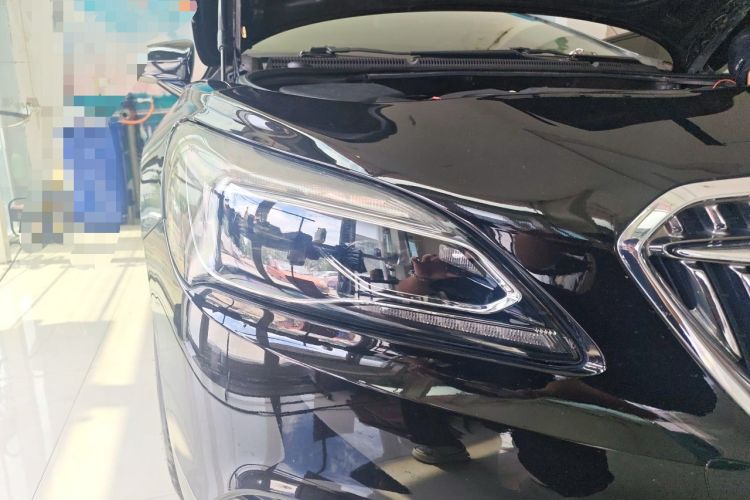 Used Buick LaCrosse 2018 20T Elite Edition Right Front Headlight