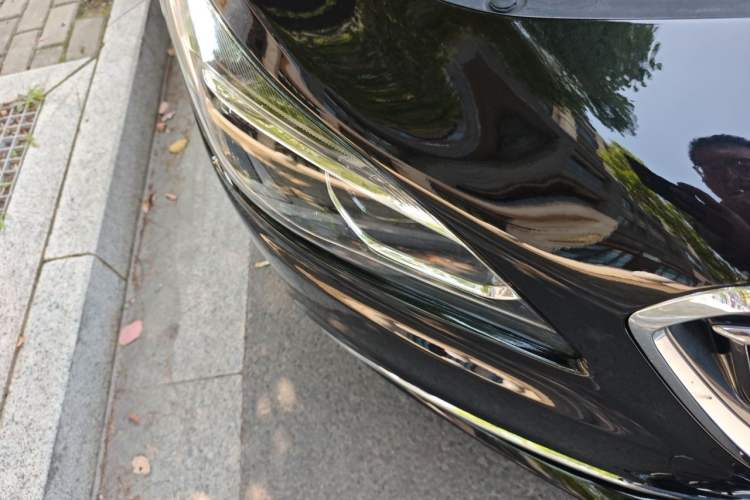 Used Buick LaCrosse 2018 30H Elite Edition Right Front Headlight