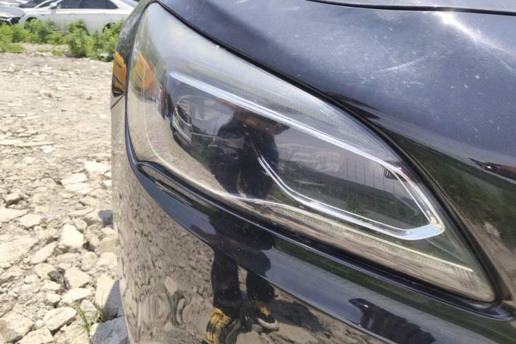 Used Buick LaCrosse 2018 20T Elite Edition Right Front Headlight
